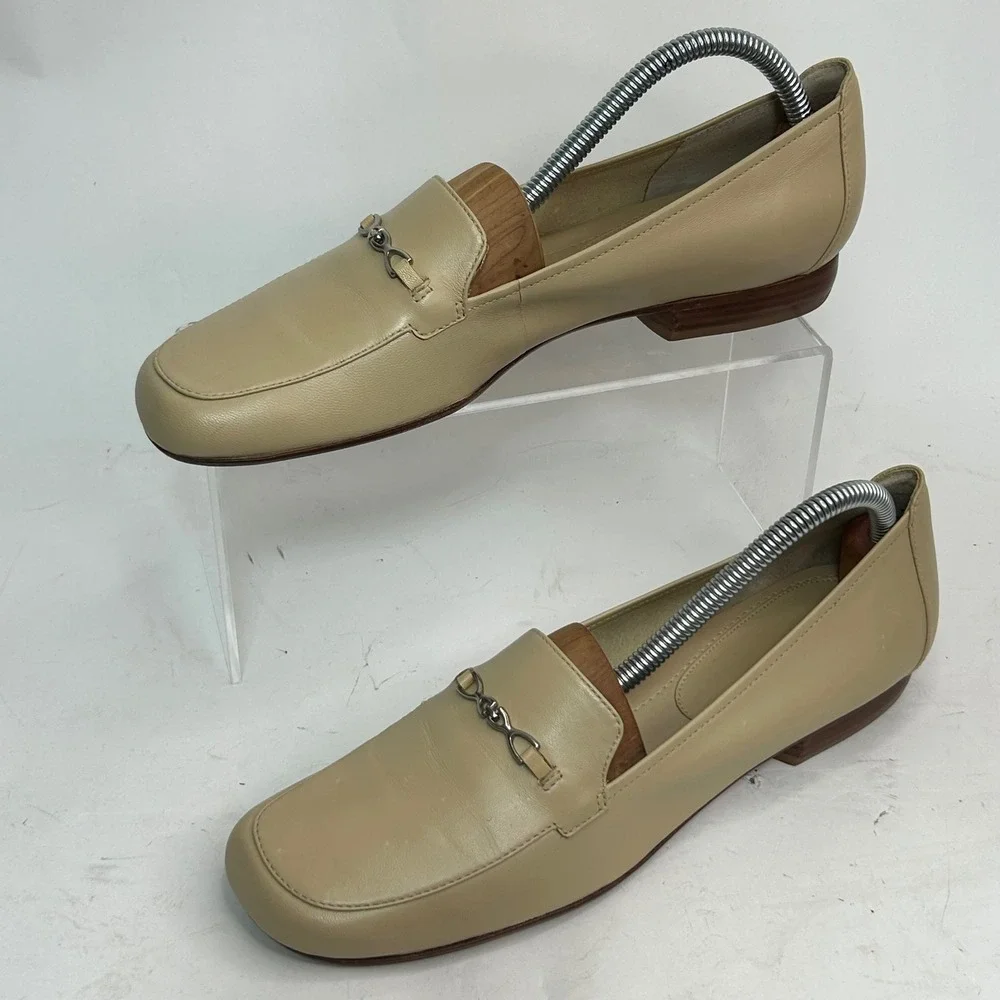Trotters Beige Leather Bit Loafers Womens Sz 9S Square Toe Low Block Heel T3025‎